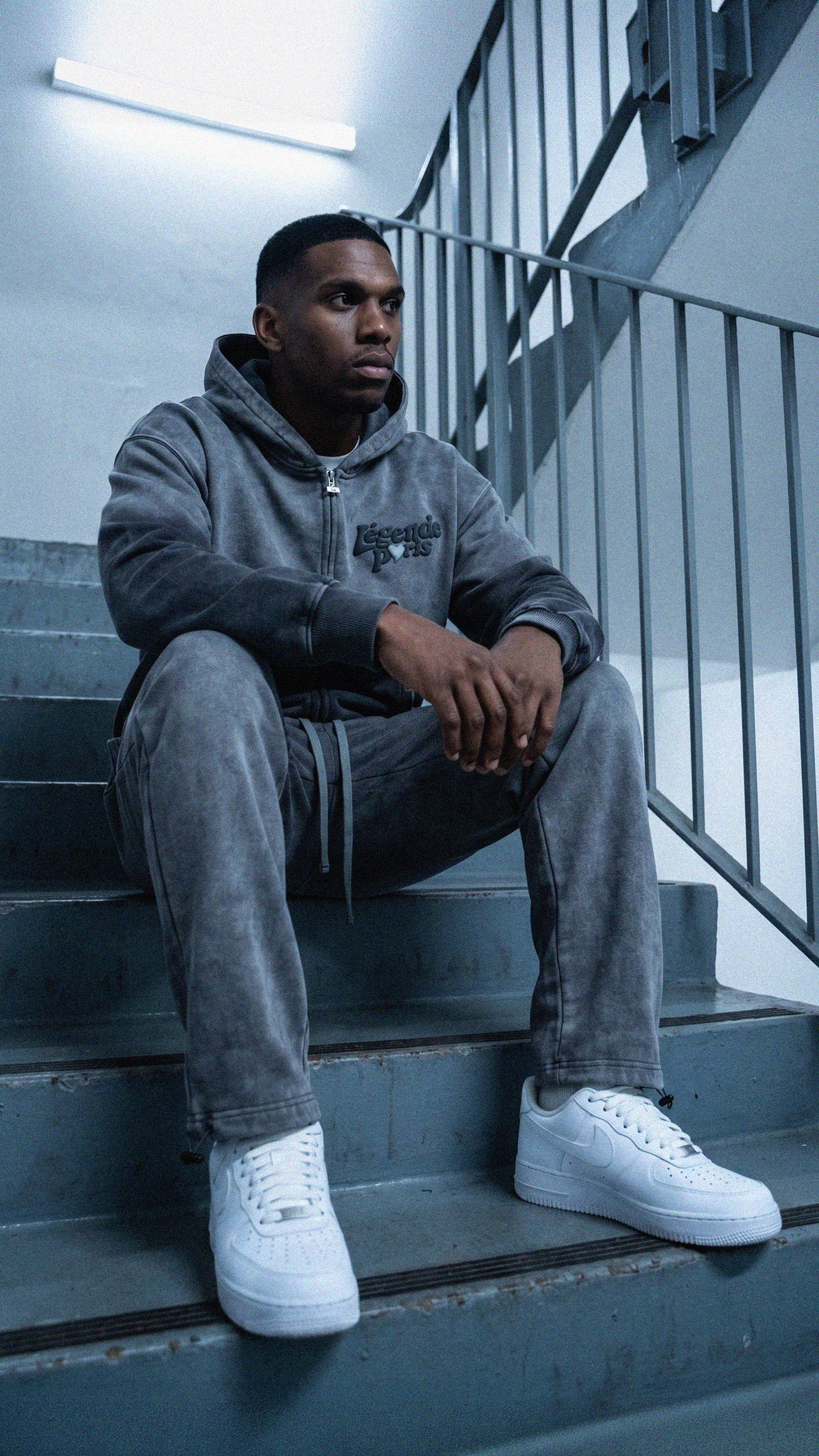 LND GRADIENT HOOD - CHARCOAL WASHED