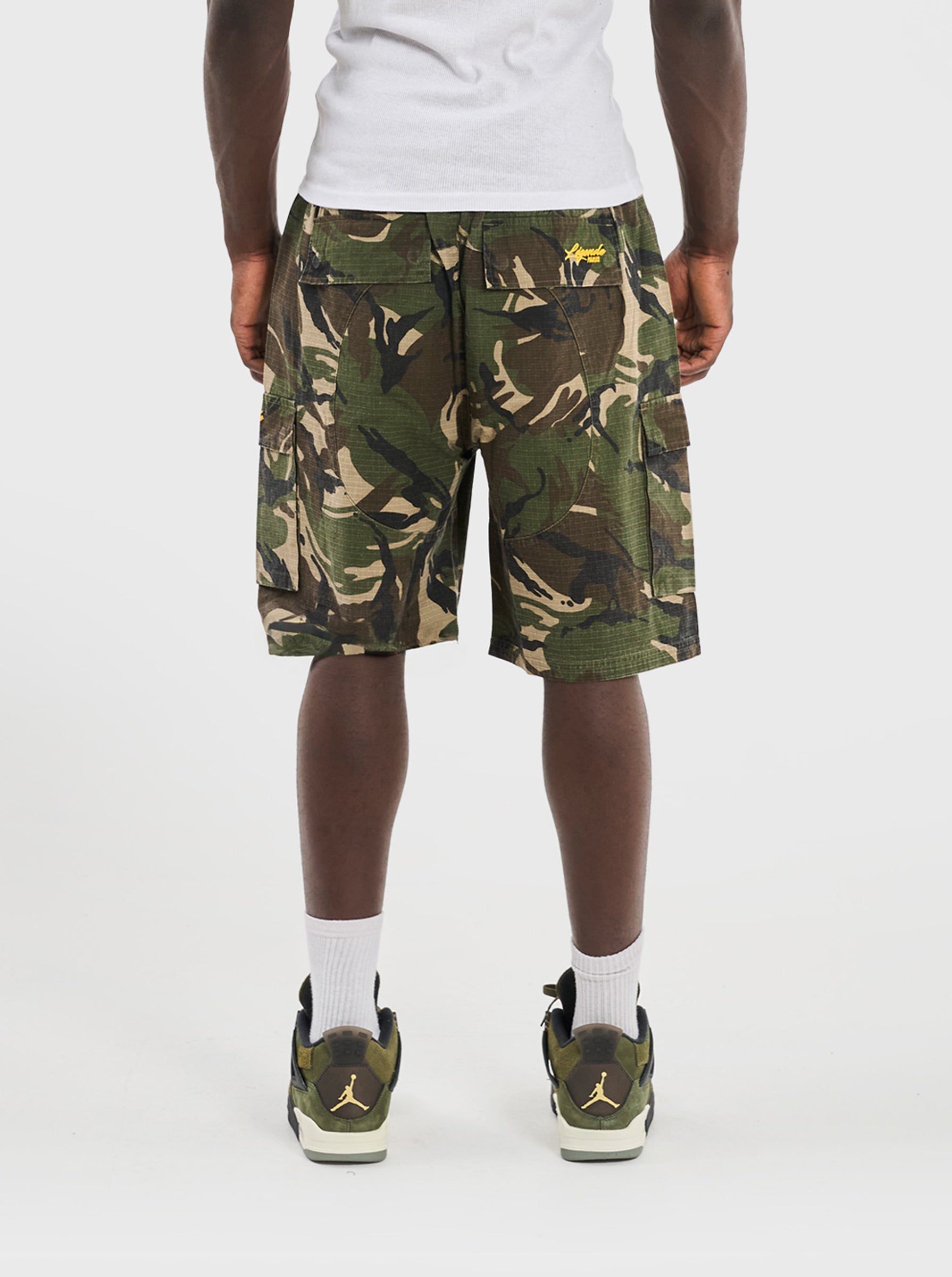 CAMO SHORT - GREEN