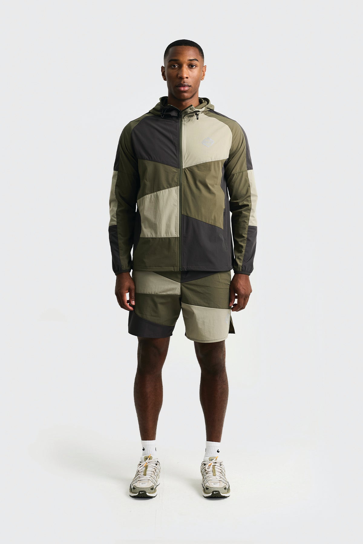 FRAGMENT SHORT - KHAKI