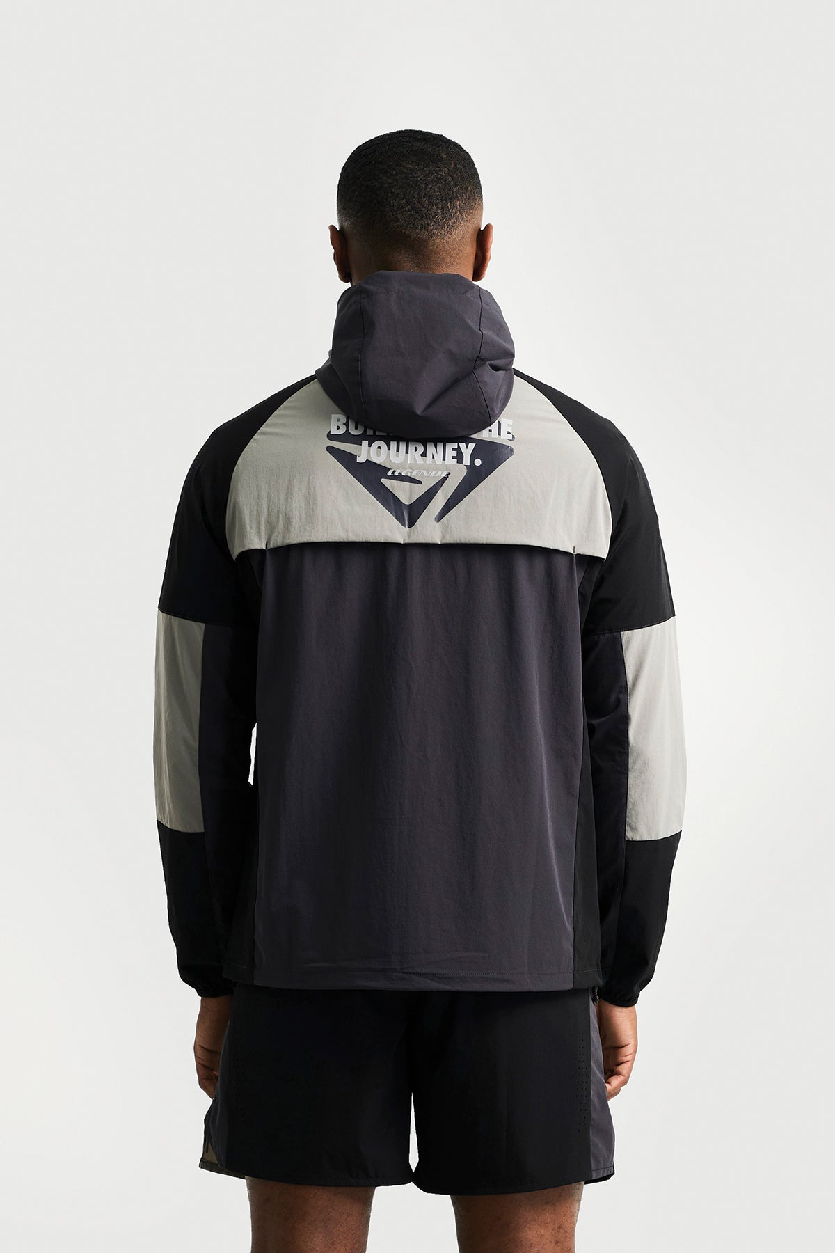 FRAGMENT WINDBREAKER - BLACK
